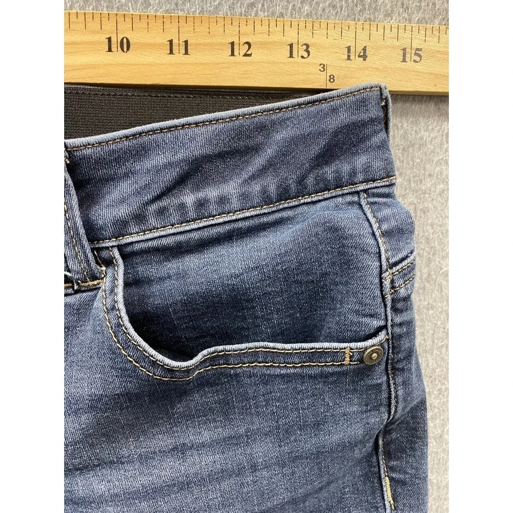 Democracy Ab Technology Women's 6 Itty Bitty Boot Mid Rise Dark Wash Jeans
